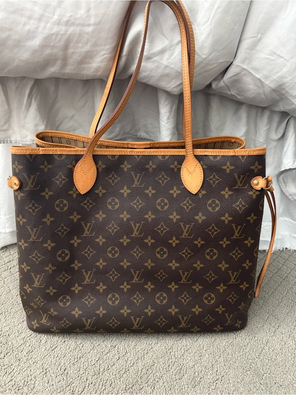 Louis Vuitton Monogram Canvas Tote in Brown with Tan Trim.Comes with auth.